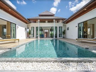 Villa en venta de 4 habitaciones en Mueang Phuket, Phuket