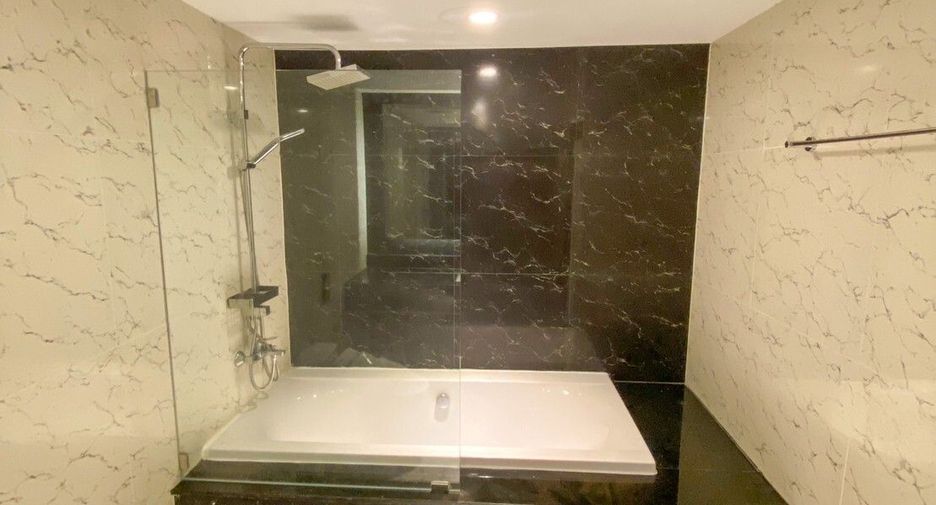 For sale 1 bed condo in Bang Rak, Bangkok