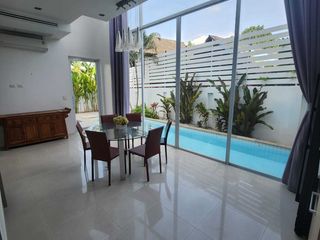 For rent 4 bedrooms villa in Mueang Phuket, Phuket