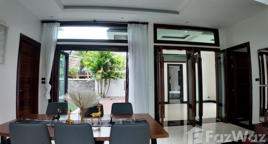 Villa en venta de 4 habitaciones en Mueang Phuket, Phuket