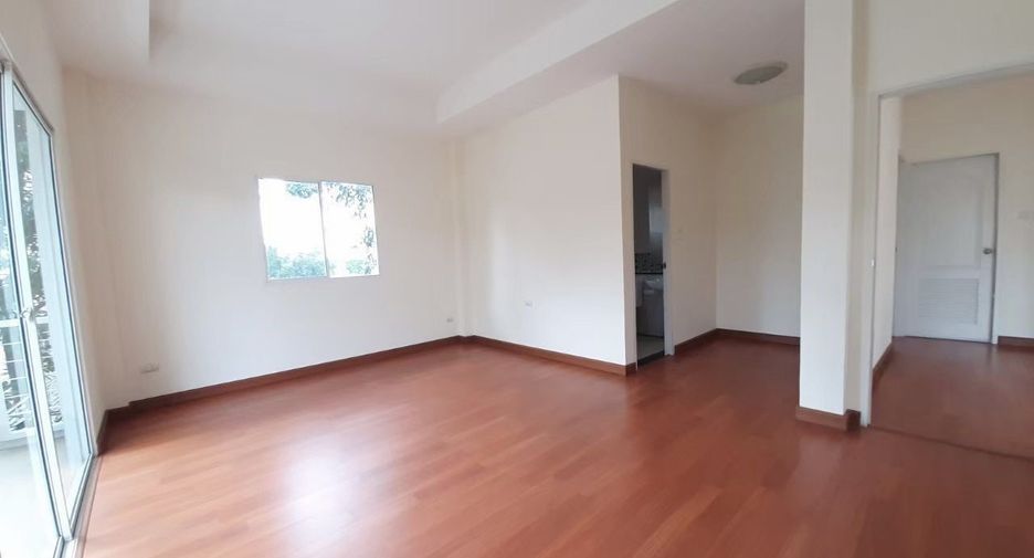 À vendre 4 chambres maison à Bang Khen, Bangkok