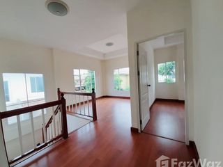 For sale 4 bedrooms house in Bang Khen, Bangkok