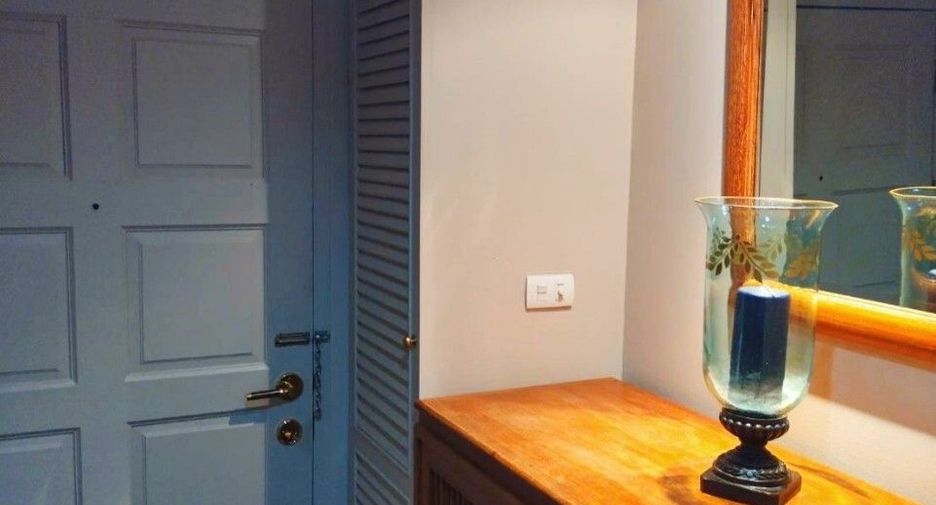 For sale 1 bed condo in Watthana, Bangkok