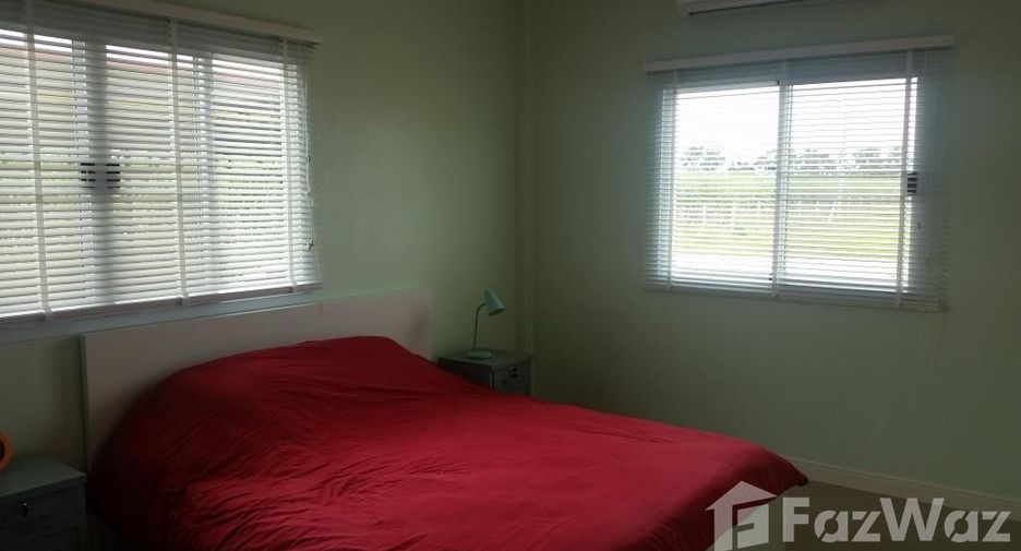 For sale 5 bedrooms house in Bang Rakam, Phitsanulok