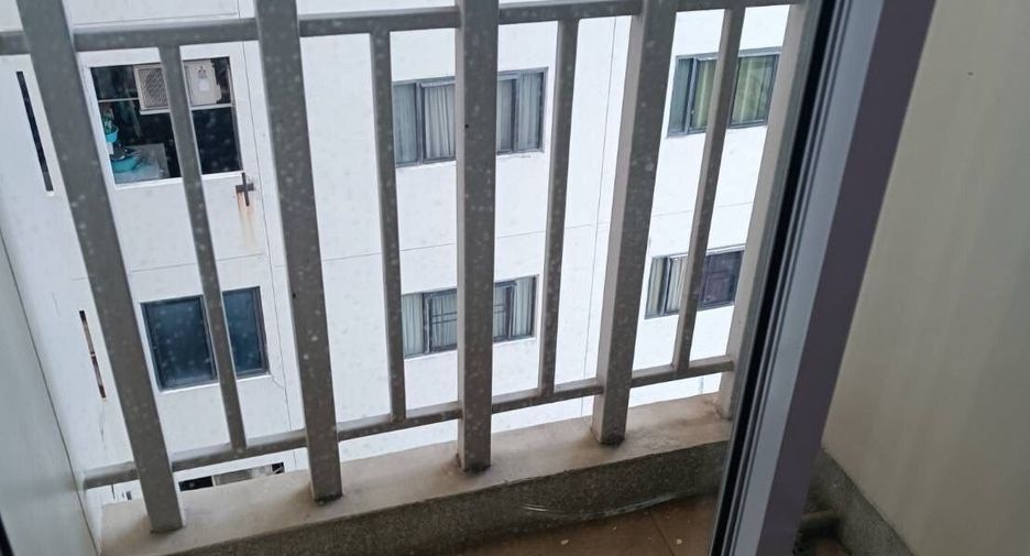 For sale 1 bed condo in Watthana, Bangkok