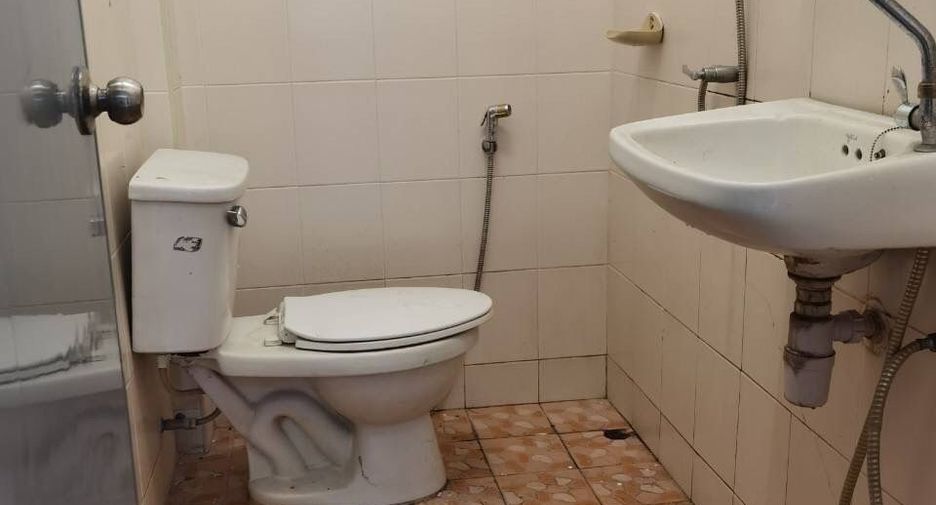 For sale 2 bedrooms retail Space in Hat Yai, Songkhla