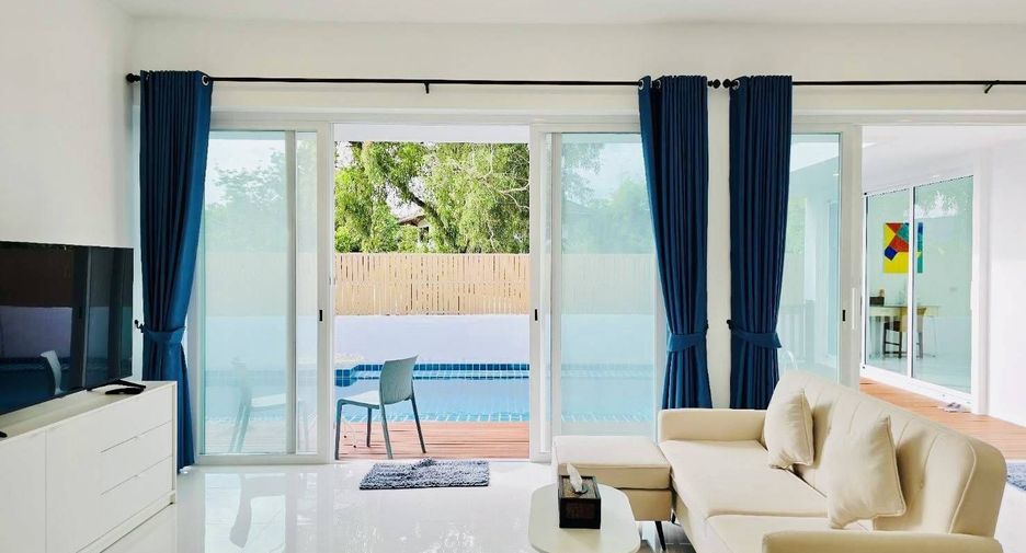 For rent 3 bedrooms villa in Mueang Phuket, Phuket