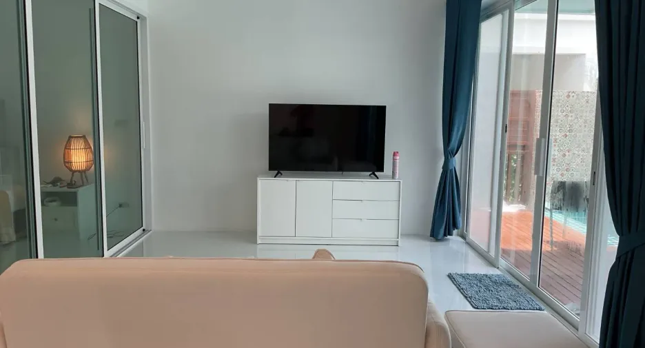For rent 3 bedrooms villa in Mueang Phuket, Phuket