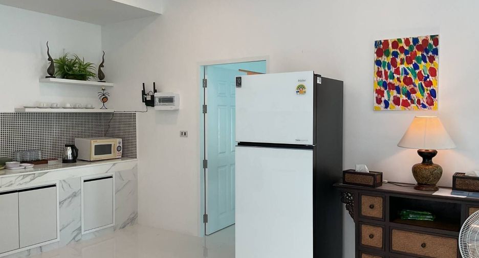 For rent 3 bedrooms villa in Mueang Phuket, Phuket