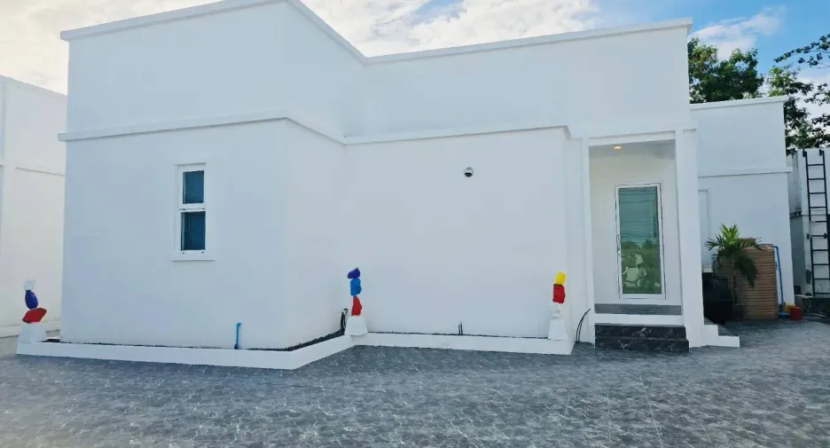 For rent 3 bedrooms villa in Mueang Phuket, Phuket