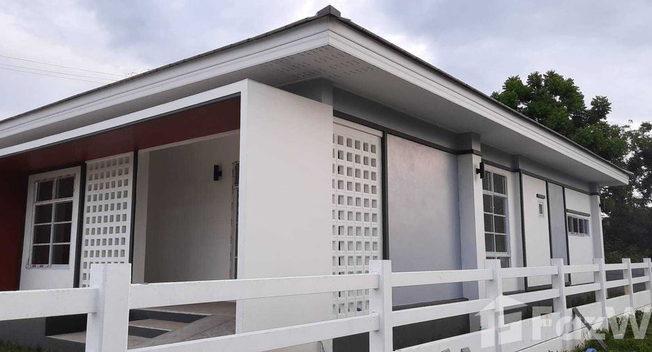 À vendre 4 chambres maison à Phatthana Nikhom, Lopburi