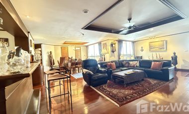 For sale 3 bedrooms condo in Watthana, Bangkok
