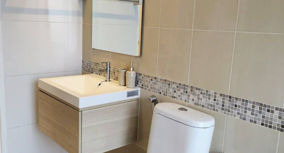 For sale 1 bed condo in Suan Luang, Bangkok