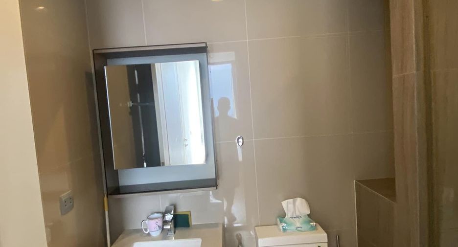 For sale 1 bed condo in Phaya Thai, Bangkok