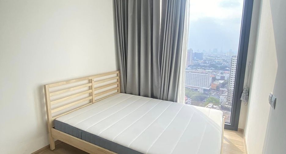 For sale 1 bed condo in Phaya Thai, Bangkok