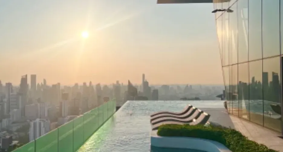 For sale 2 bedrooms condo in Watthana, Bangkok