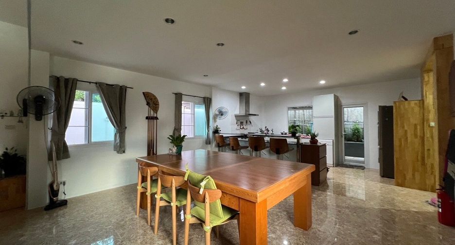 For sale 3 bedrooms villa in Thalang, Phuket