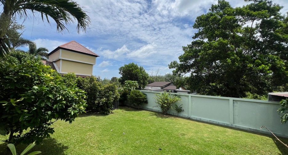 For sale 3 bedrooms villa in Thalang, Phuket