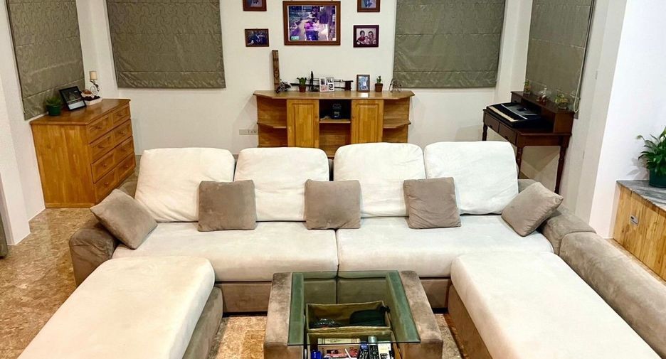 For sale 3 bedrooms villa in Thalang, Phuket