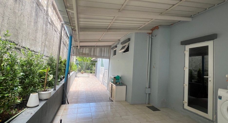 For sale 3 bedrooms villa in Thalang, Phuket