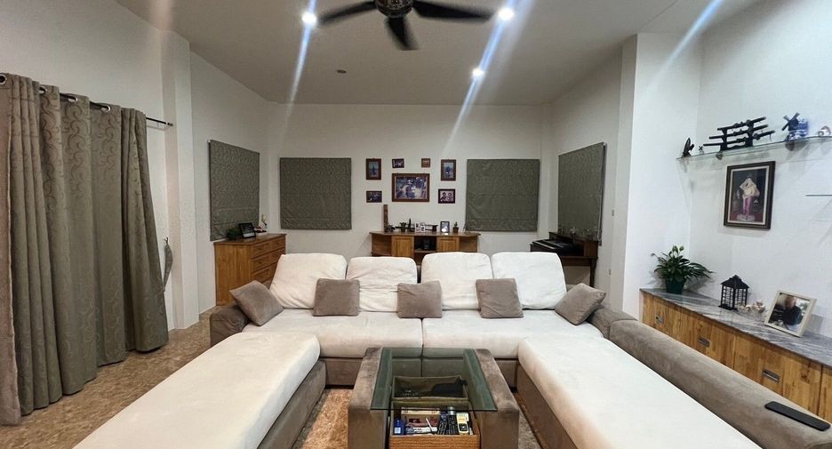 For sale 3 bedrooms villa in Thalang, Phuket