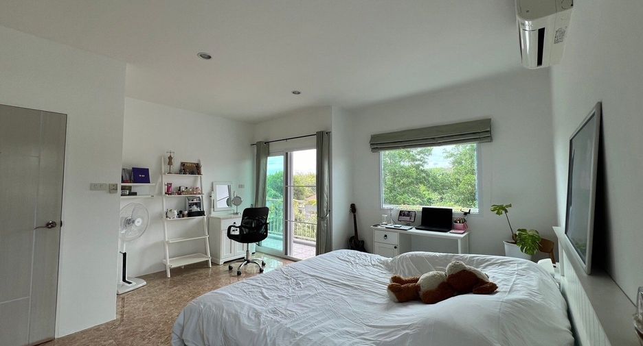 For sale 3 bedrooms villa in Thalang, Phuket