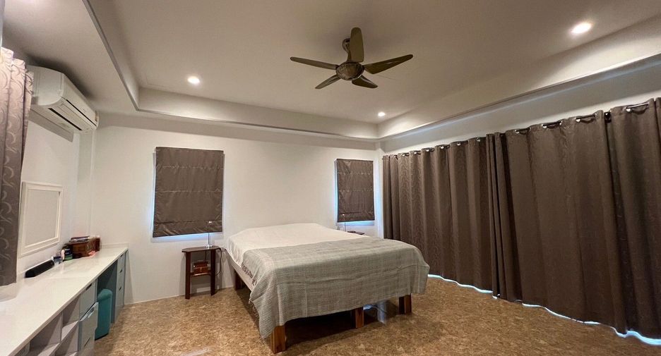 For sale 3 bedrooms villa in Thalang, Phuket