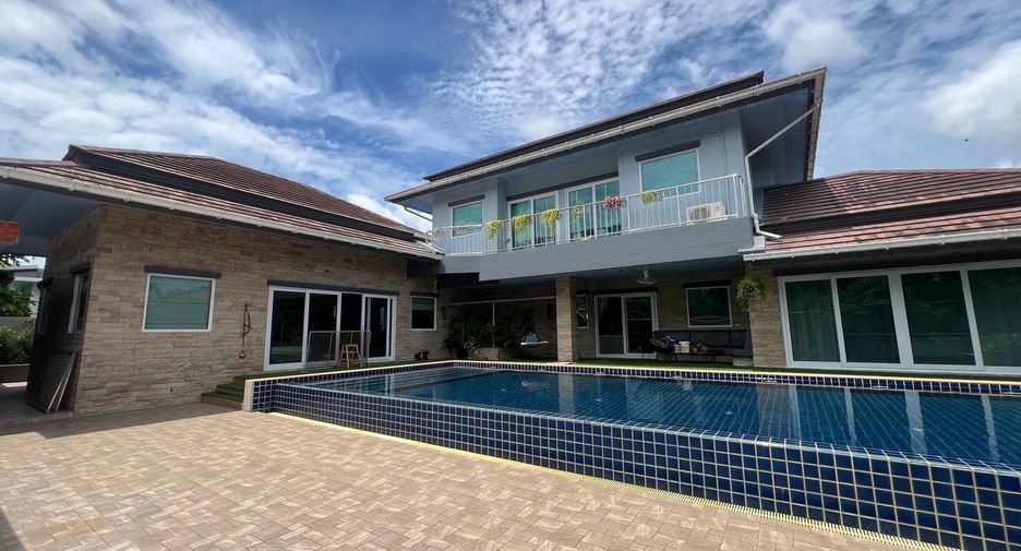 For sale 3 bedrooms villa in Thalang, Phuket
