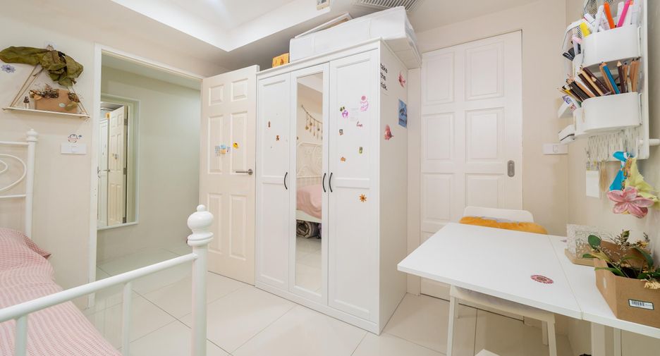 For sale 2 bedrooms condo in Mueang Phuket, Phuket