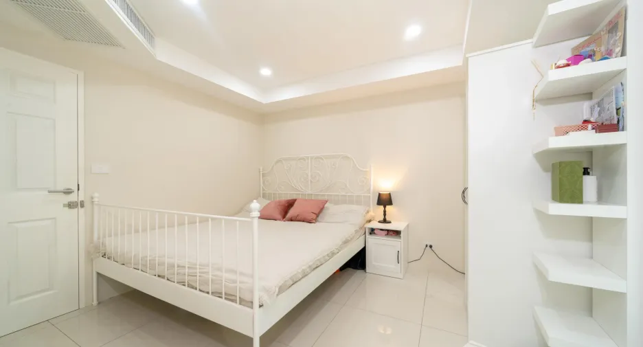 For sale 2 bedrooms condo in Mueang Phuket, Phuket