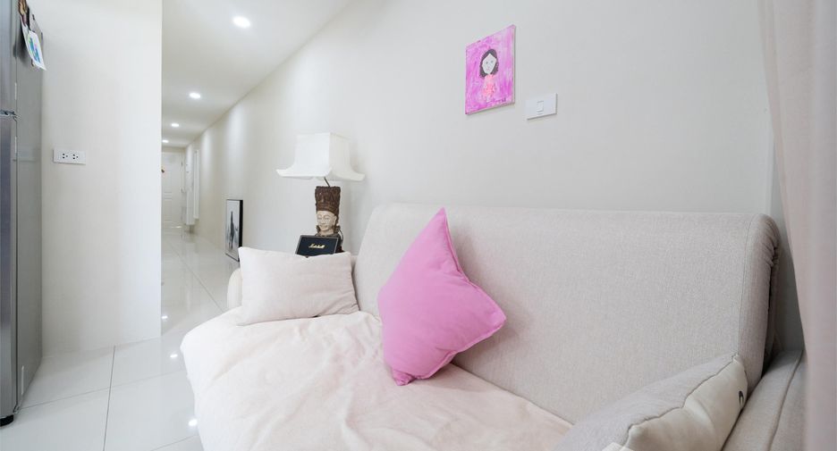 For sale 2 bedrooms condo in Mueang Phuket, Phuket