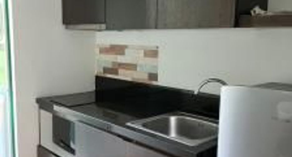 For sale studio condo in Khan Na Yao, Bangkok