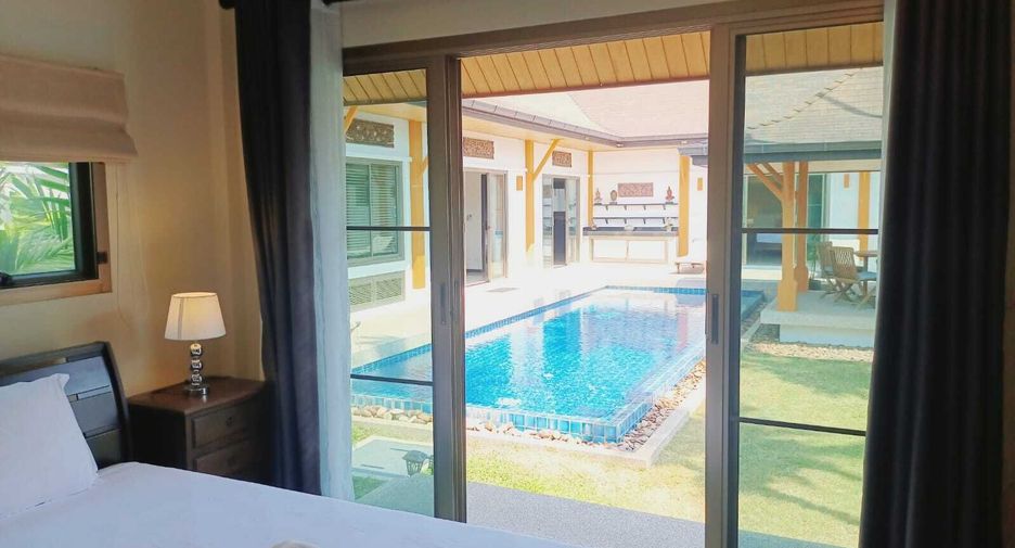 For rent 3 bedrooms villa in Mueang Phuket, Phuket