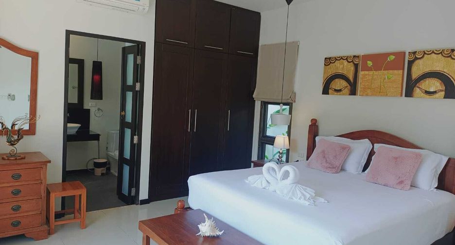 For rent 3 bedrooms villa in Mueang Phuket, Phuket