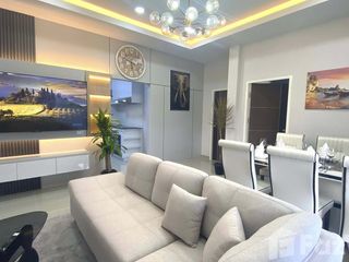 For sale 3 bedrooms villa in Mueang Chon Buri, Chonburi