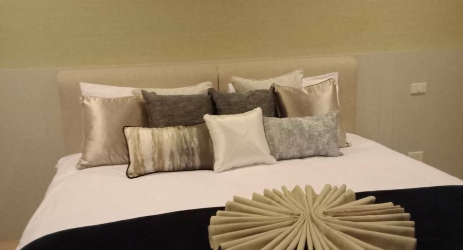 For sale 3 bedrooms townhouse in Suan Luang, Bangkok