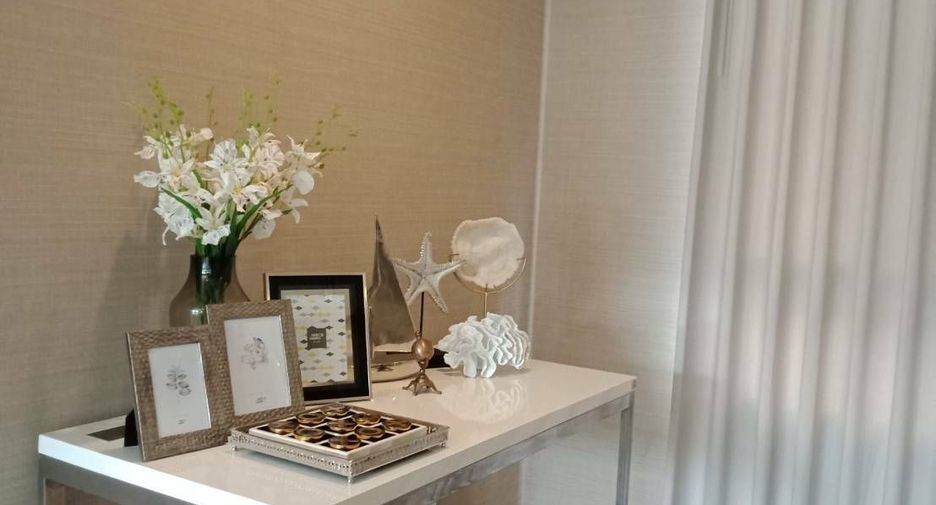 For sale 3 bedrooms townhouse in Suan Luang, Bangkok