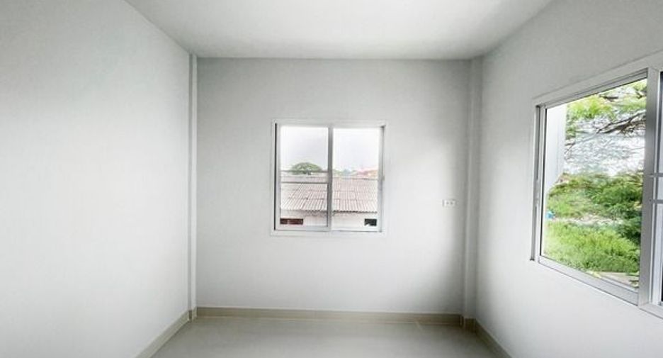 For sale 4 bedrooms house in Bang Khen, Bangkok