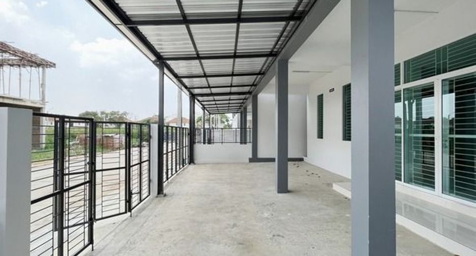 For sale 4 bedrooms house in Bang Khen, Bangkok