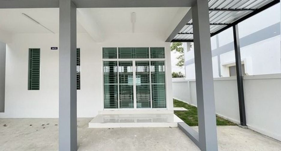 For sale 4 bedrooms house in Bang Khen, Bangkok
