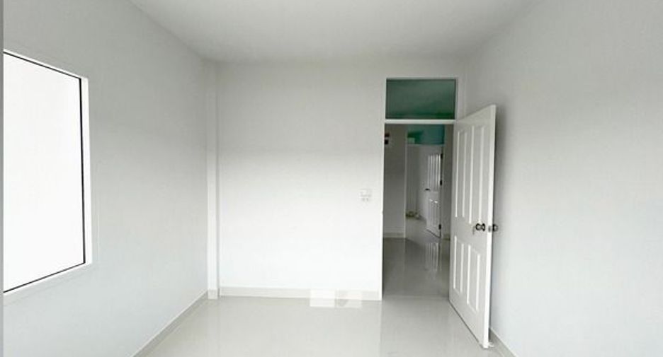 For sale 4 bedrooms house in Bang Khen, Bangkok