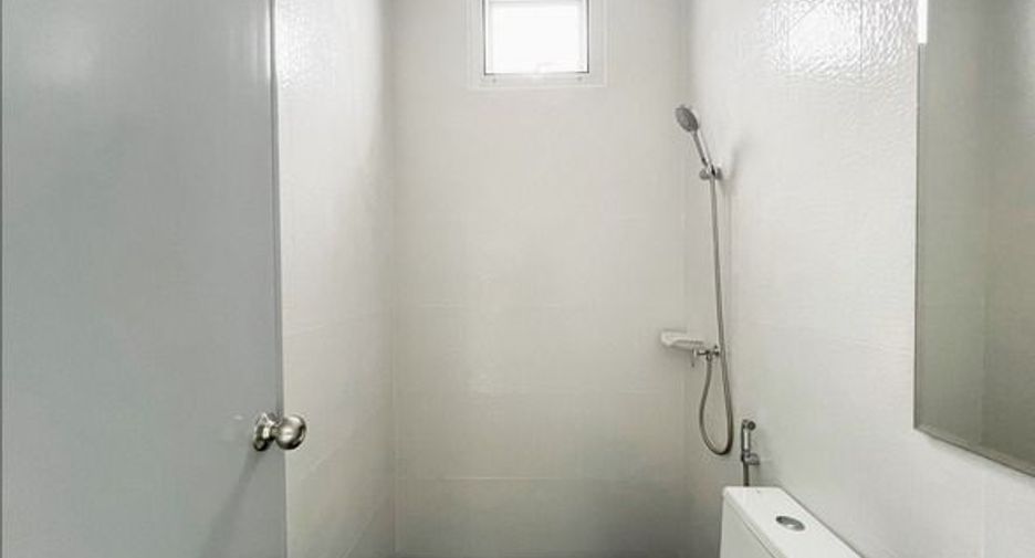 For sale 4 bedrooms house in Bang Khen, Bangkok