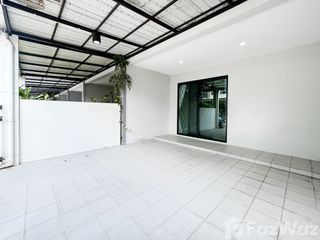 Haus zum Kauf mit 4 Zimmer in Bang Khen, Bangkok