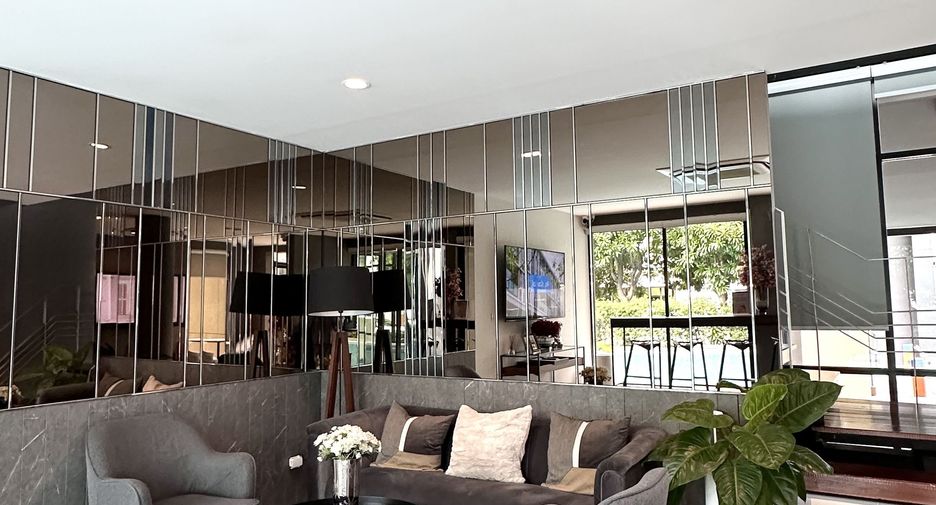 For sale 4 bedrooms house in Bang Khen, Bangkok