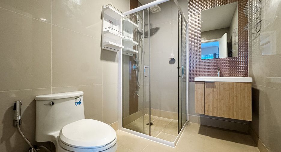 For sale 4 bedrooms house in Bang Khen, Bangkok