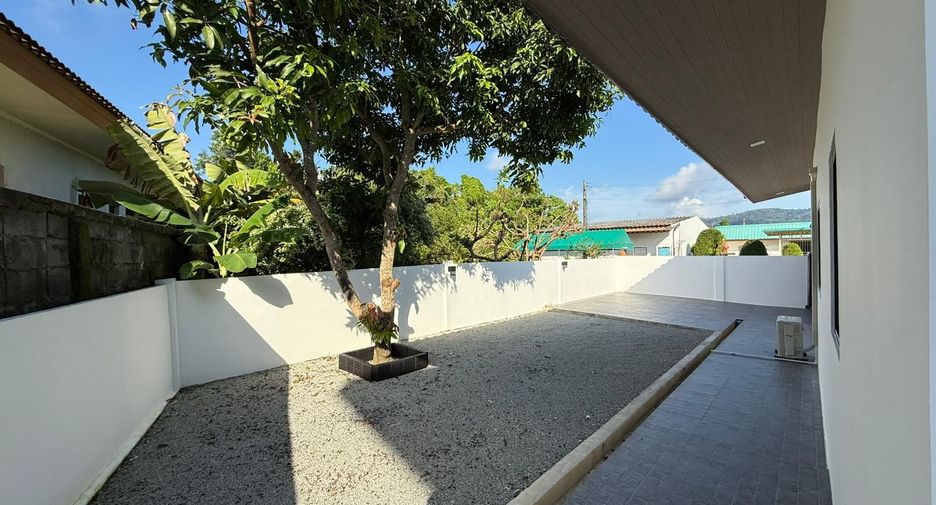 For rent 3 bedrooms house in Mueang Phuket, Phuket