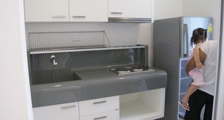 For sale 2 bedrooms condo in Khlong San, Bangkok