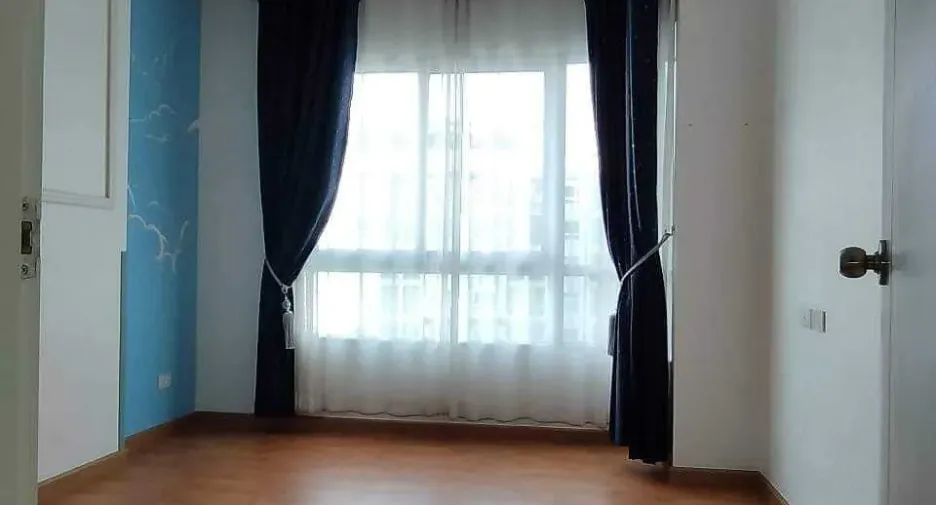 For sale 1 bed condo in Phasi Charoen, Bangkok