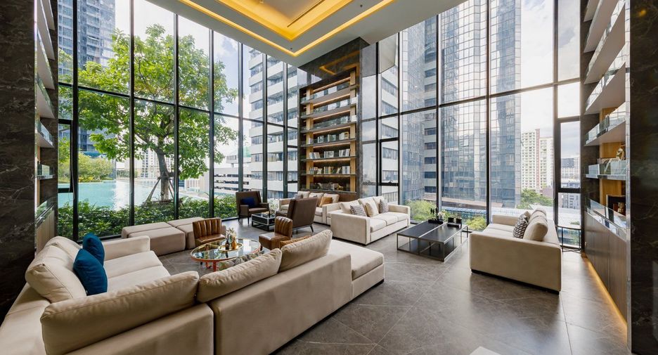 For sale and for rent 2 bedrooms condo in Huai Khwang, Bangkok