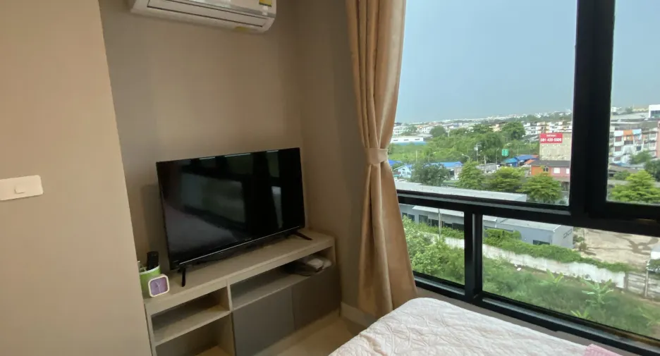 For sale 1 bed condo in Min Buri, Bangkok